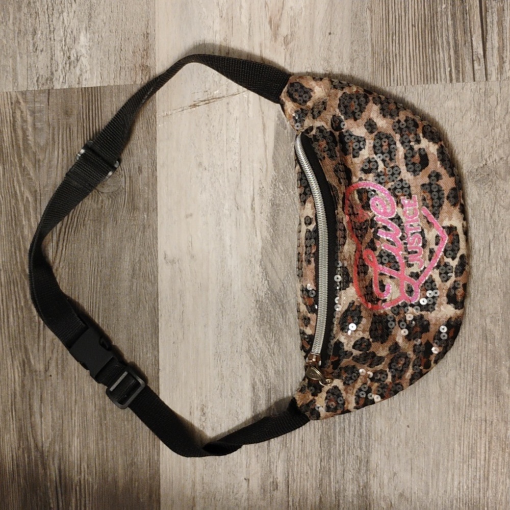 Clutch purse